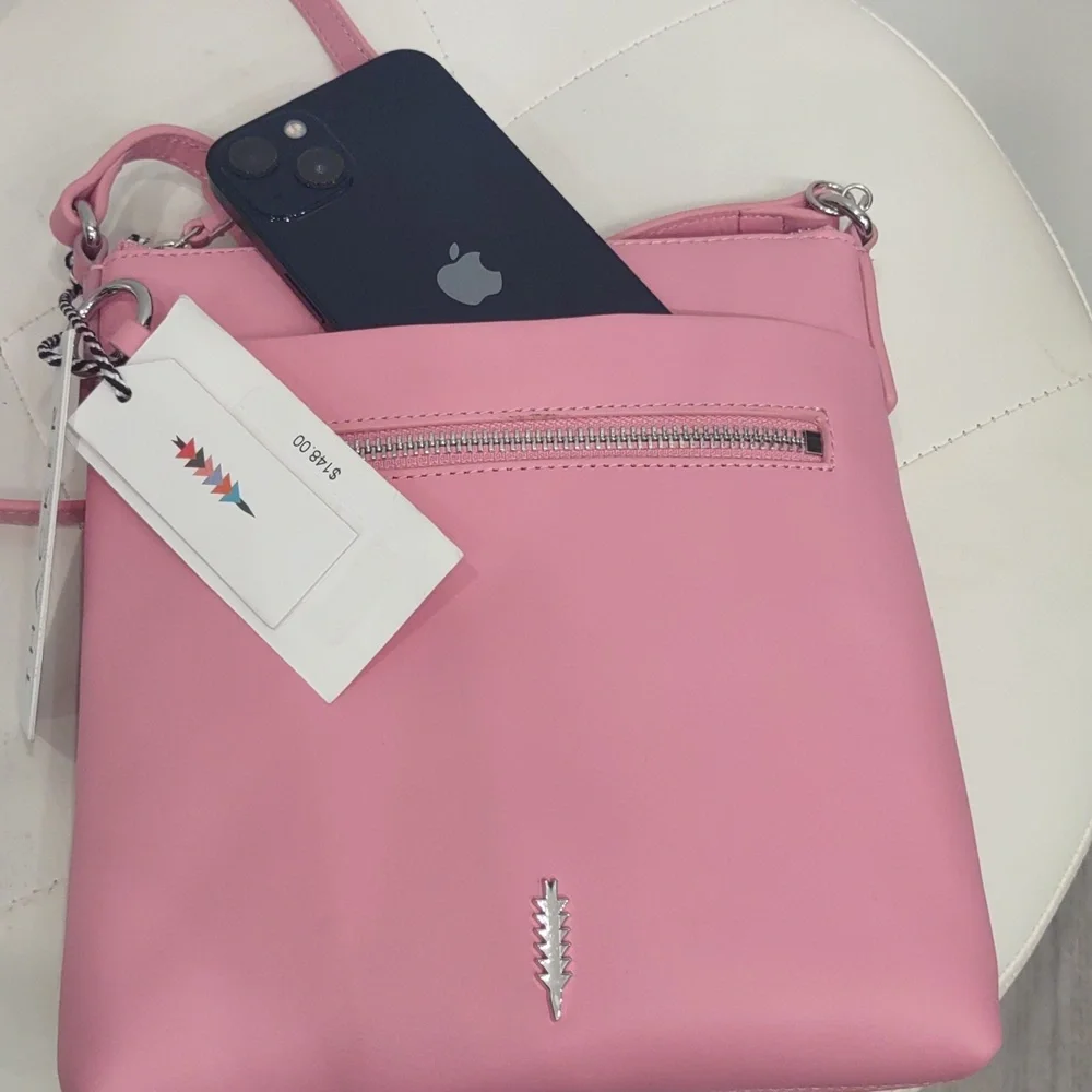 💖Thacker Pink Leather Crossbody Purse Handbag Adjustable Strap Zip Handbag NEW - Picture 10 of 11